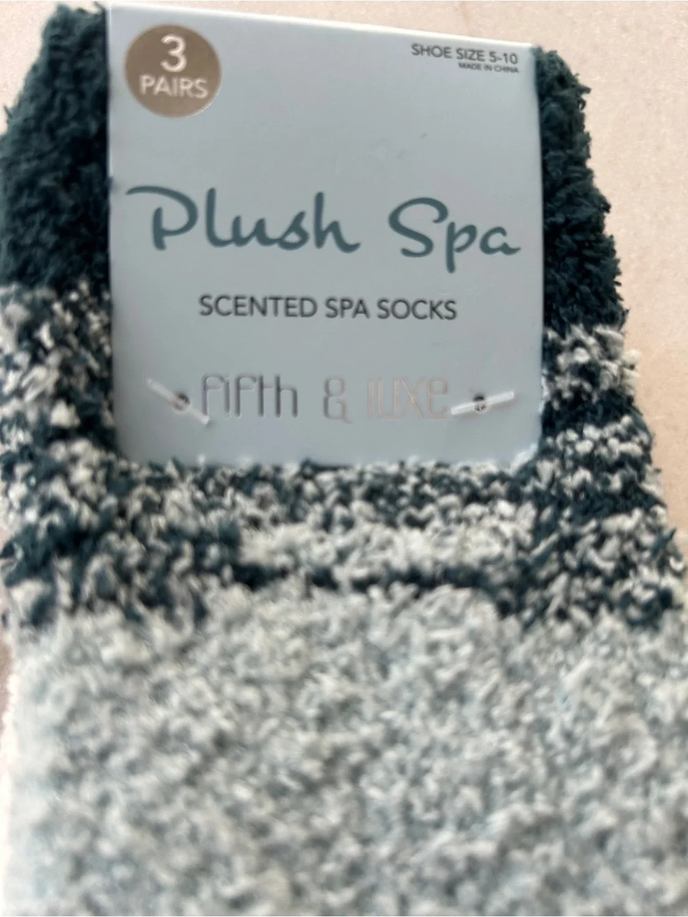 Eucalyptus Scented Cozy Spa Socks - Light Teal & Dark Green